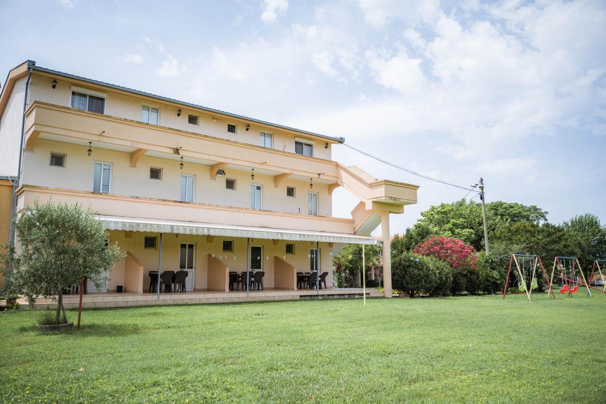 Apartments Rudaj Улцинь Экстерьер фото