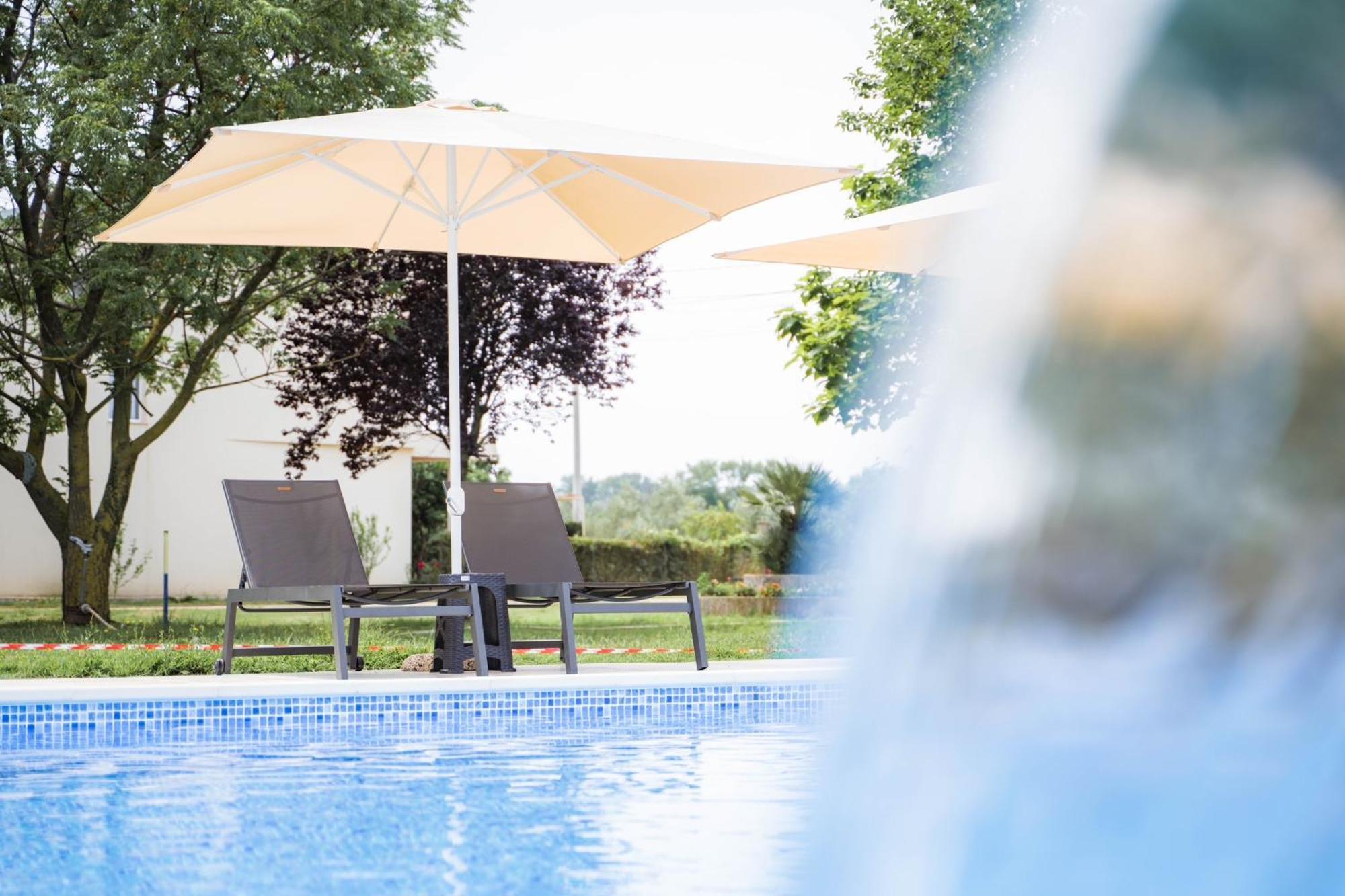 Apartments Rudaj Улцинь Экстерьер фото