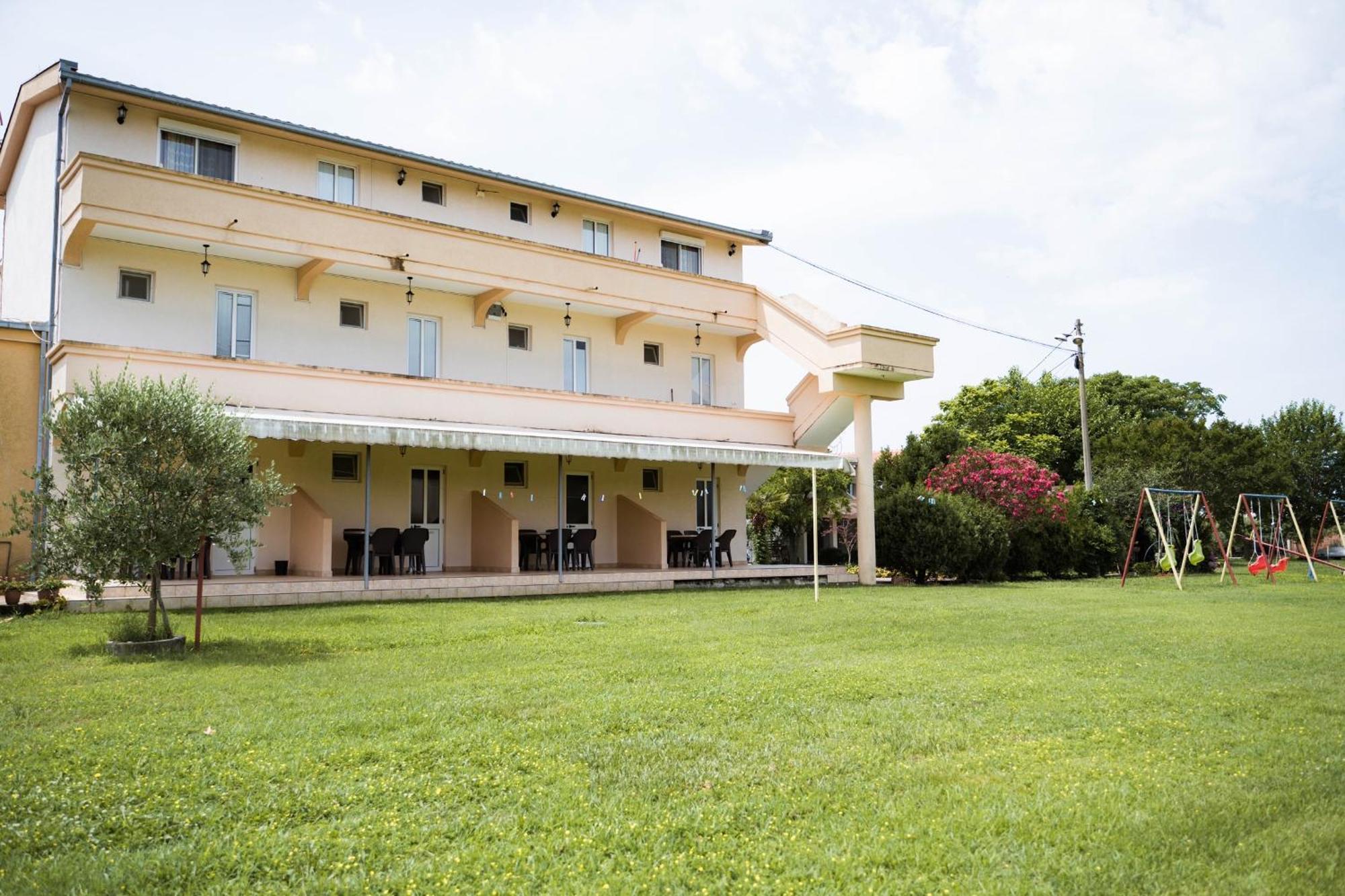 Apartments Rudaj Улцинь Экстерьер фото